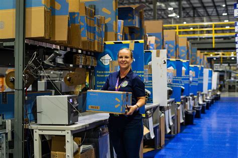 Tuition, books, and fees are completely paid for by Walmart. . Jobs walmart distribution center
